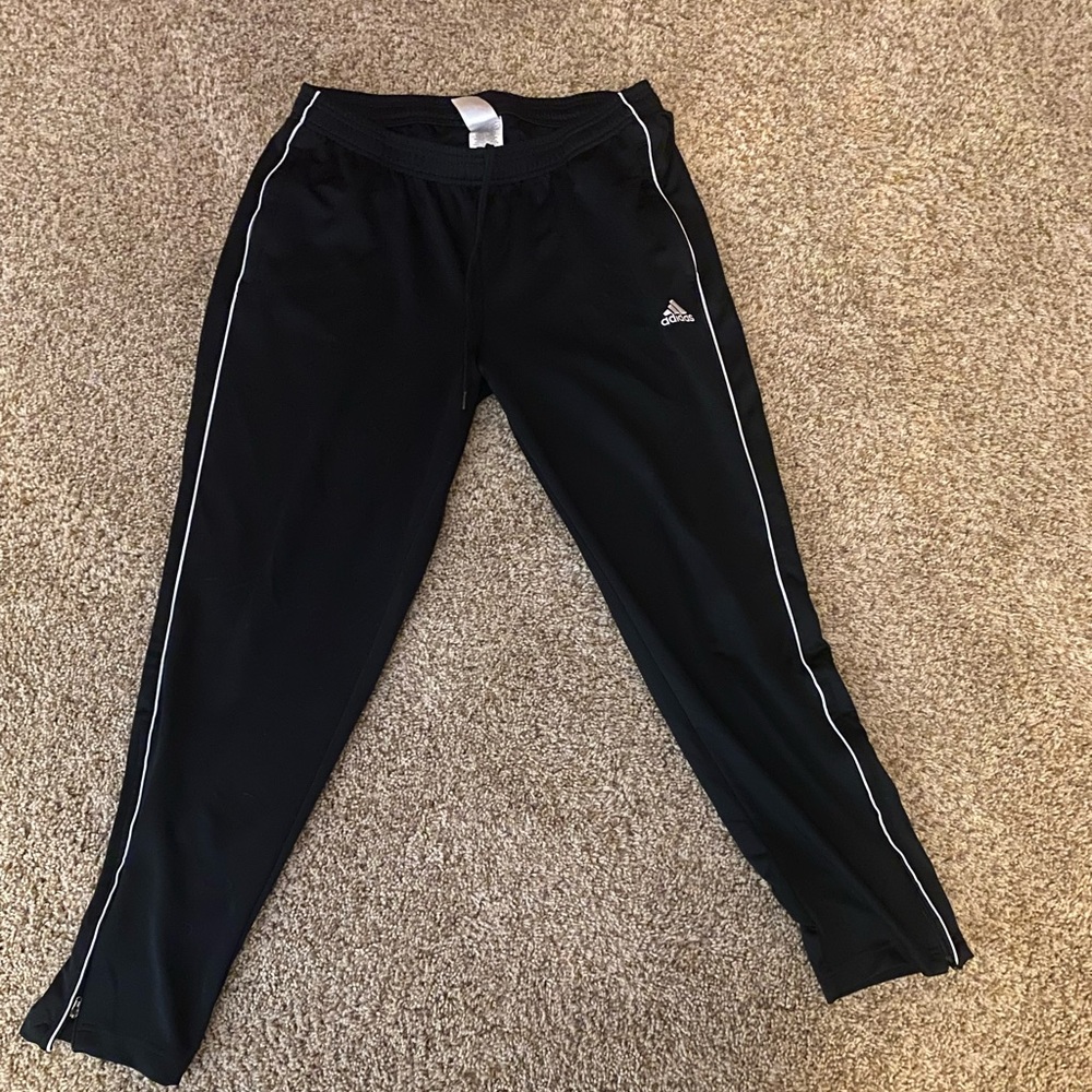XL Adidas light weight great shape